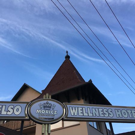 Pelso Wellness Hotel Балатонфенивес Екстериор снимка